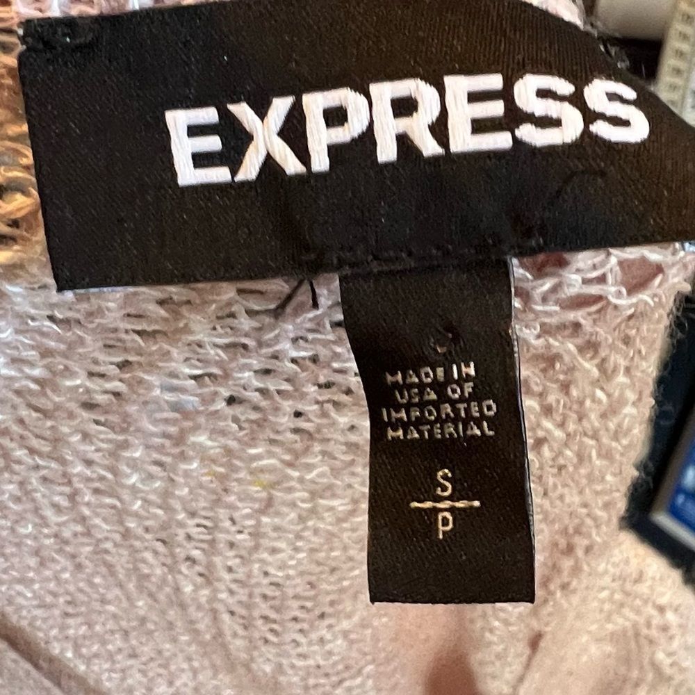 Express‎ Sweater - Picture 6 of 7